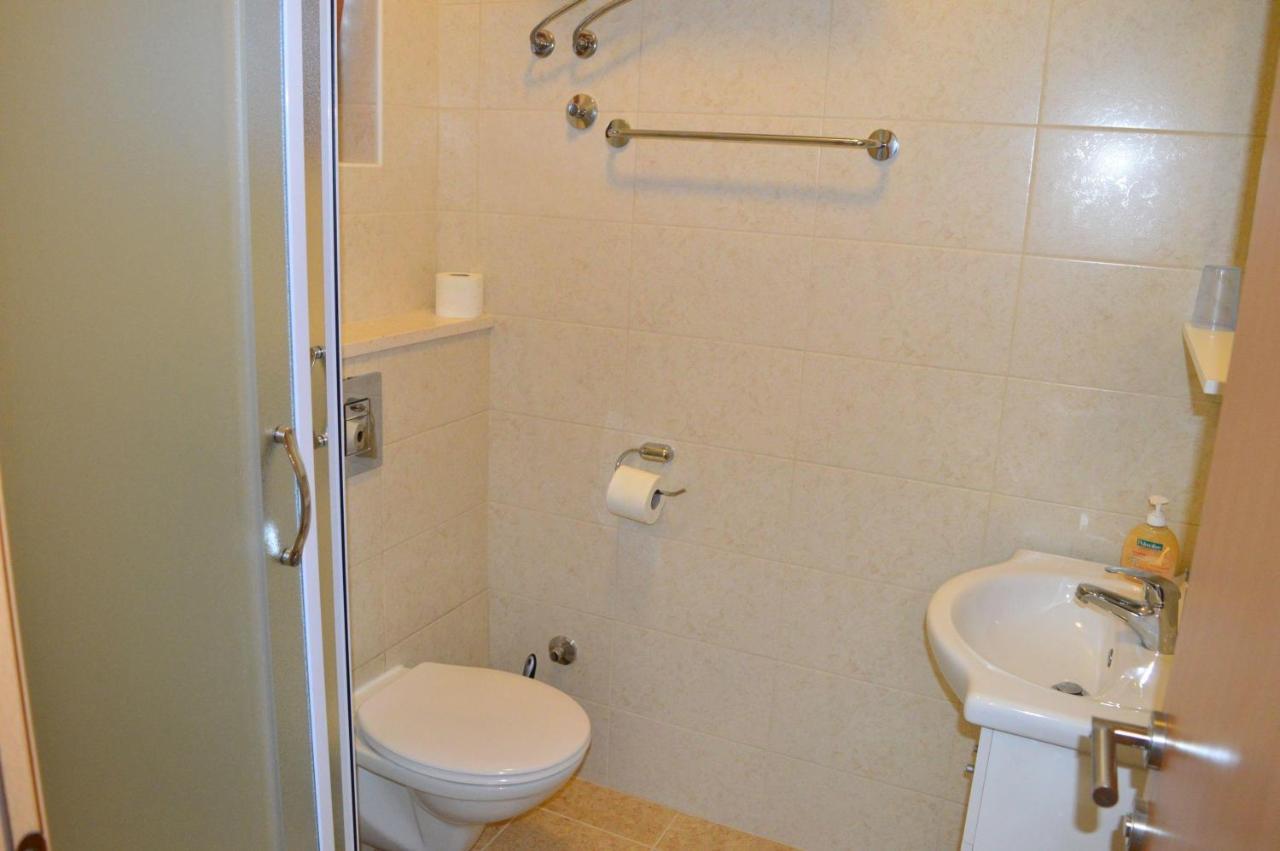 Apartments Vilim Tisno Extérieur photo