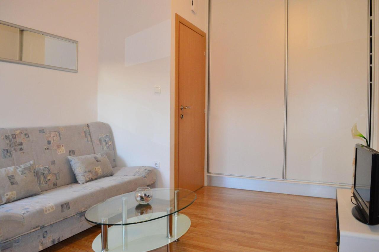 Apartments Vilim Tisno Extérieur photo